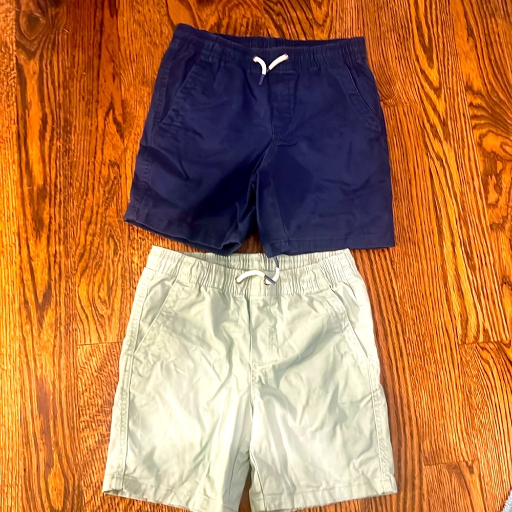 2 Pairs of Boys Gap Shorts SZ 10/12